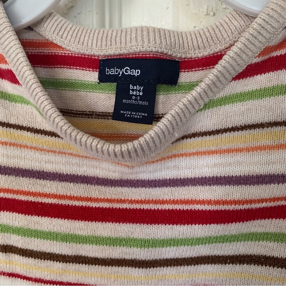 babyGap Sweater Romper, Size 0-3 months - Picture 3 of 3